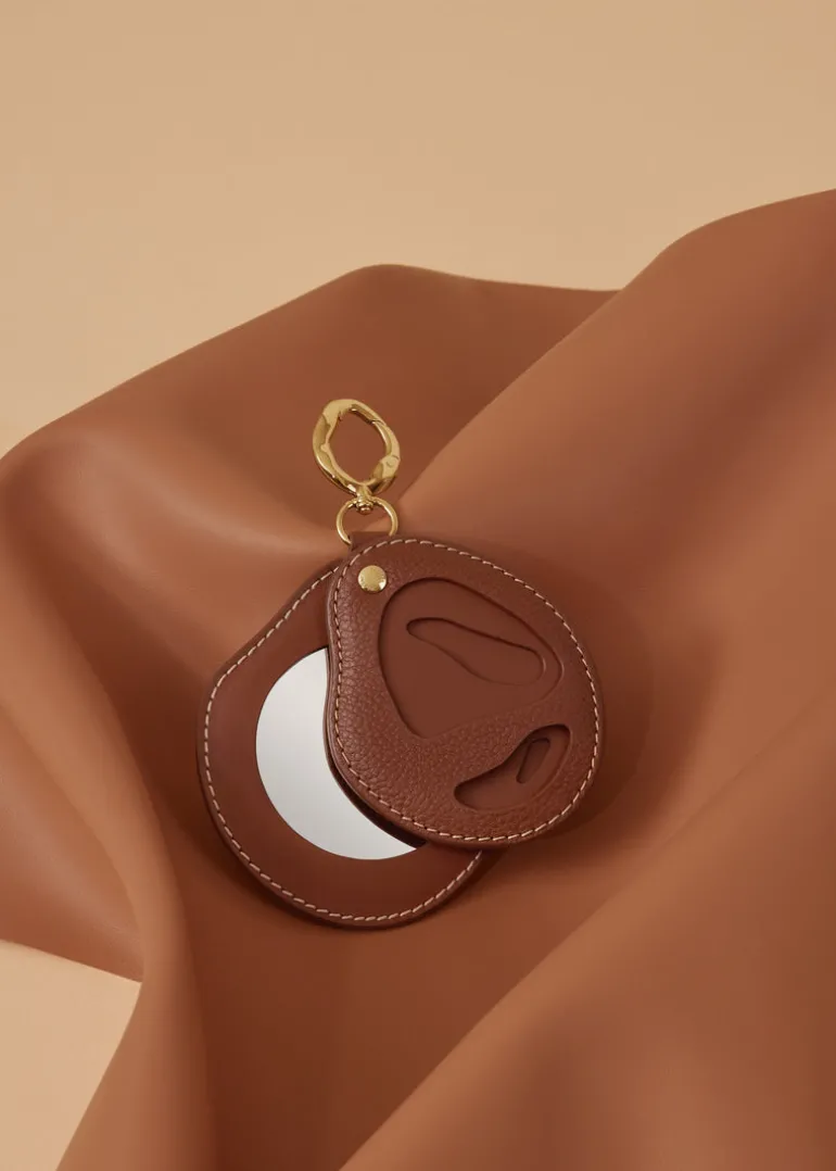 Atla Mirror