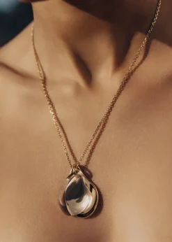 Naé Pendant