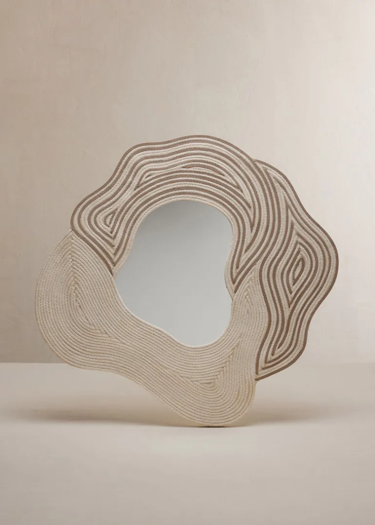 Oco Mirror